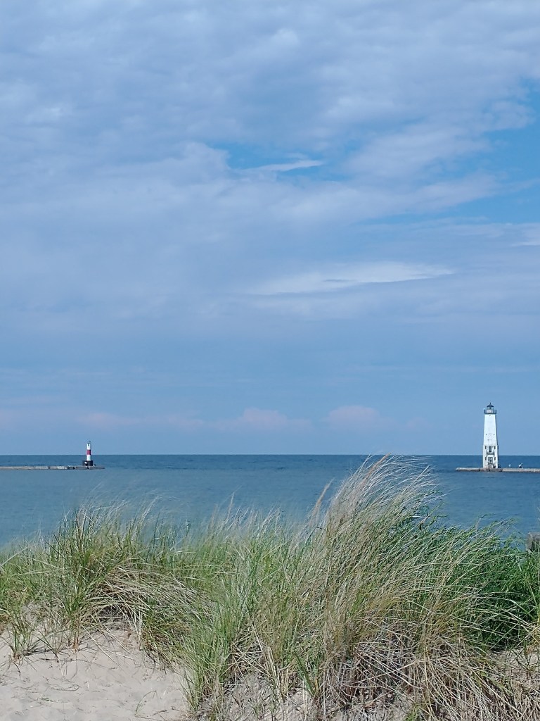 Frankfort Mi
Pure Michigan
Lake Michigan
Beach
Lighthouse
Frankfort North Light Lighthouse