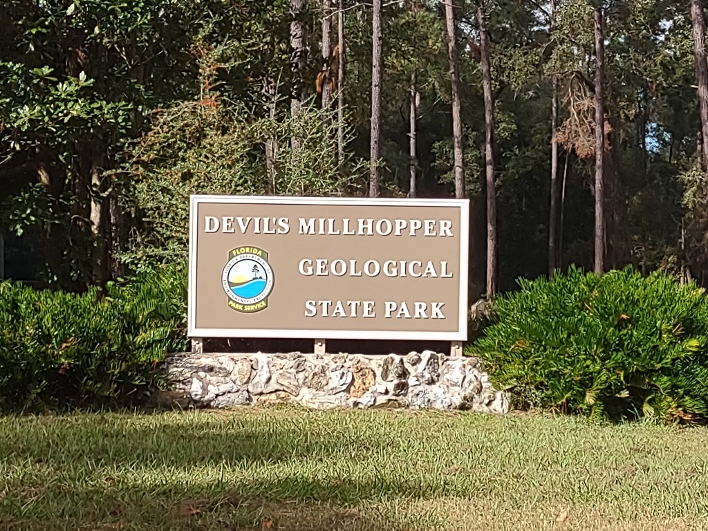 Devil's Millhopper Geological State Park
Gainesville, FL
Traveling with the Trapps
Florida State Parks
Florida Parks
Sinkhole
Gainesville
Florida
Geology