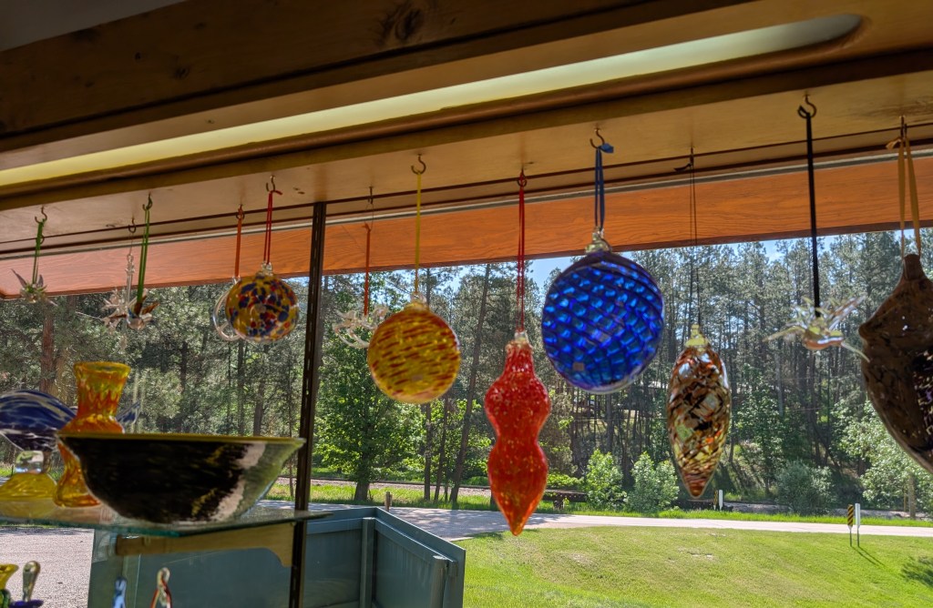 Glass Artists of Keystone, South&nbsp;Dakota